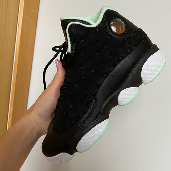 Air Jordan 13 GS Mint Foam | Size 38 - Picture 5 of 9